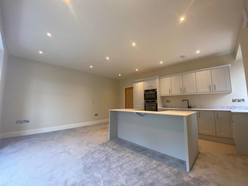 Flat 3 13.jpg