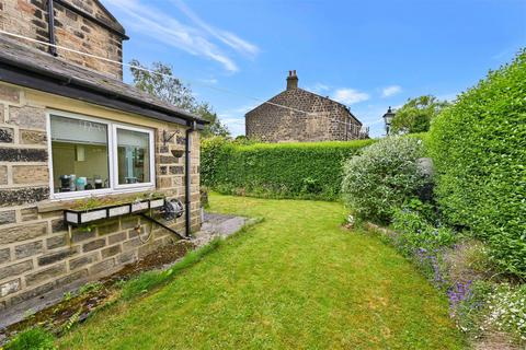 3 bedroom semi-detached house to rent, London Lane, Rawdon, Leeds