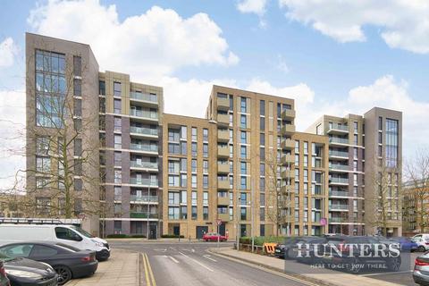 2 bedroom flat to rent, Queenshurst Square, Kingston Upon Thames