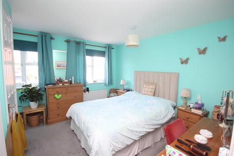 2 bedroom terraced house for sale, Micklefield Way, Seaford