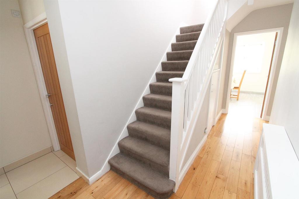 Hall.jpg