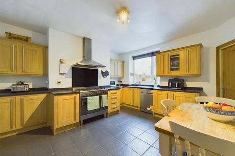 3 bedroom terraced house for sale, Dale Road, Buxton