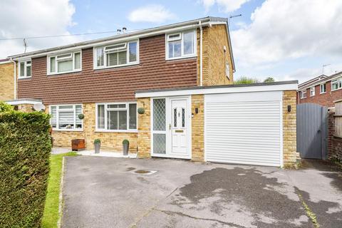 3 bedroom semi-detached house for sale, Meon Crescent, Chandlers Ford