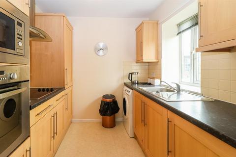 2 bedroom flat for sale, Ings Road, Wakefield WF1