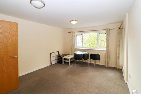 2 bedroom flat for sale, Ings Road, Wakefield WF1