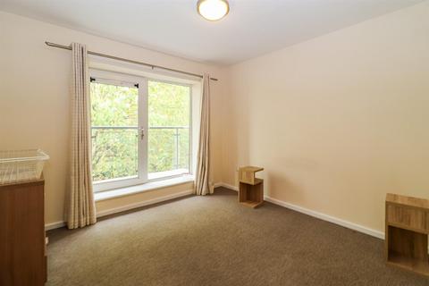 2 bedroom flat for sale, Ings Road, Wakefield WF1