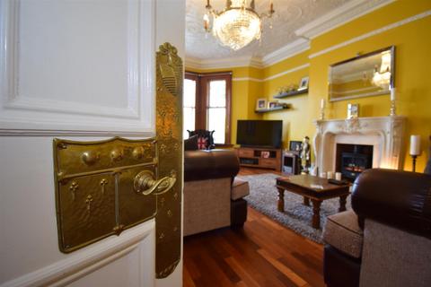 6 bedroom semi-detached house for sale, Grosvenor Road, South Shields