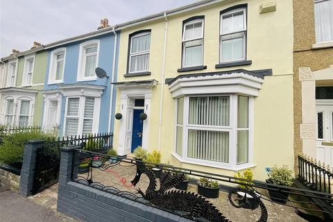 4 bedroom terraced house for sale, Coldstream Street, Llanelli