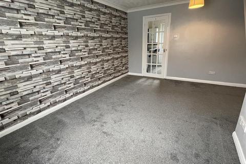 90 Clos Cilsaig, Dafen, Llanelli, SA14 8QU