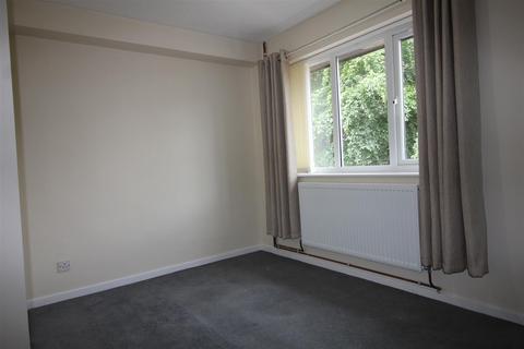 1 bedroom flat to rent, Marston Avenue, Morley, Leeds