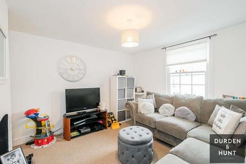 2 bedroom detached house for sale, High Street, Ongar, CM5