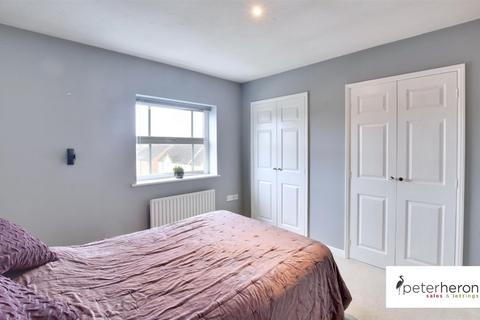 84 Beechbrooke, Ryhope, Sunderland, SR2 0NZ