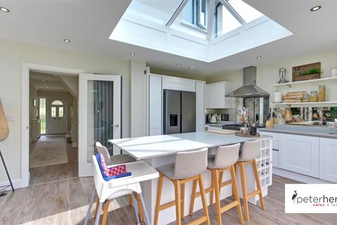 12 Lambourne Road, Sunderland, SR2 9BX
