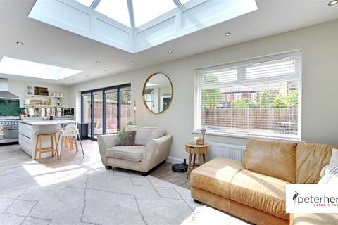 12 Lambourne Road, Sunderland, SR2 9BX
