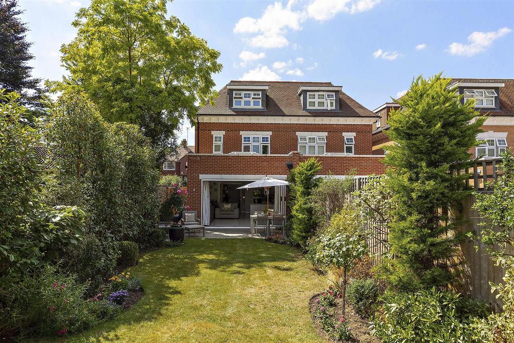 6-Coplestone-Chase-Cranley-Road-Guildford-GU1-2 JW-