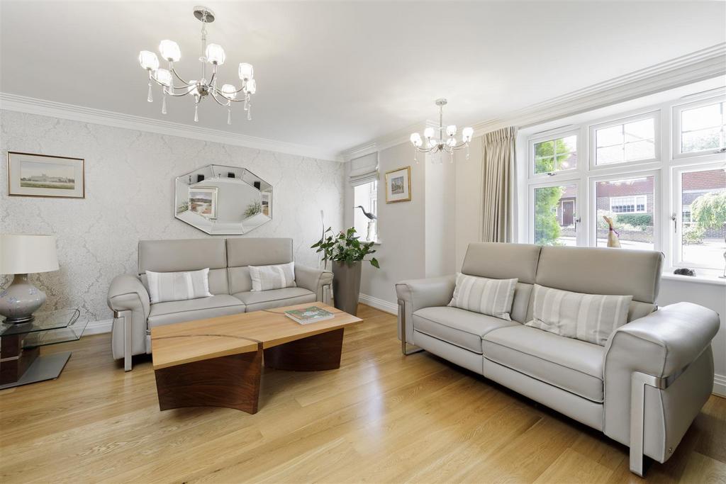 6-Coplestone-Chase-Cranley-Road-Guildford-GU1-2 JW-