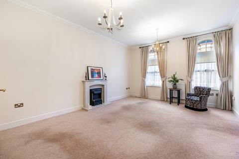 2 bedroom apartment for sale, Coldstream Road, Caterham CR3