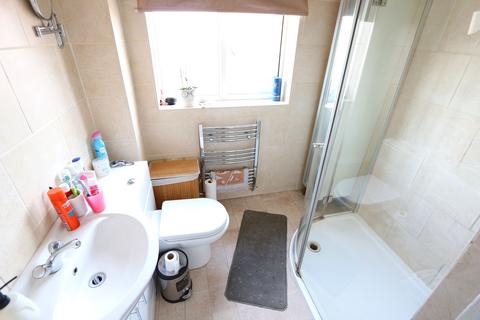 45 Caravel Close, Grays, RM16 6QB