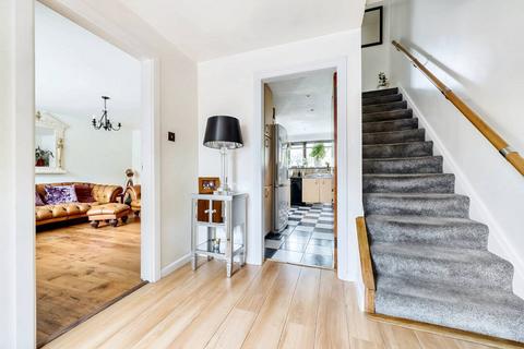 44 Cherry Tree Road, Hoddesdon, EN11 9JS