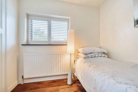 44 Cherry Tree Road, Hoddesdon, EN11 9JS