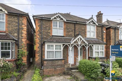 140 Walnut Tree Close, Guildford, GU1 4UB