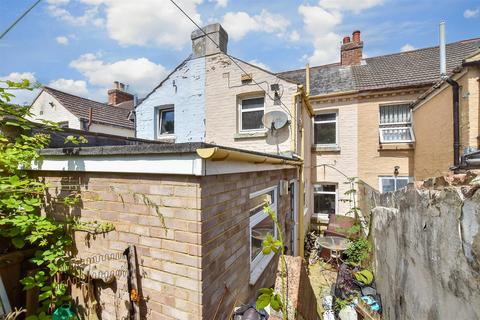 81 Clarendon Place, Dover, CT17 9QD