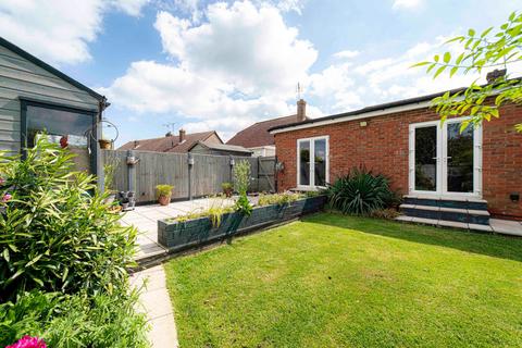 7 Chestnut Drive, Greenhill, Herne Bay, CT6 7PP