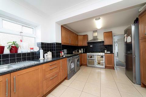 7 Chestnut Drive, Greenhill, Herne Bay, CT6 7PP