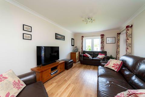 7 Chestnut Drive, Greenhill, Herne Bay, CT6 7PP