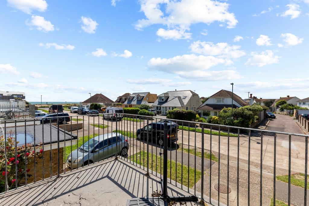 Weald Dyke Shoreham Beach 3 Bed Terraced House For Sale 500 000 pin-on-garage-makeover