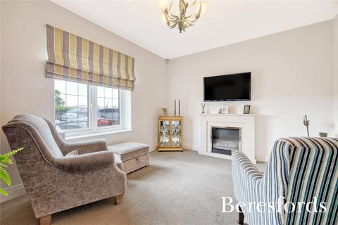 4 bedroom semi-detached house for sale, St. Marys Lane, Upminster, RM14