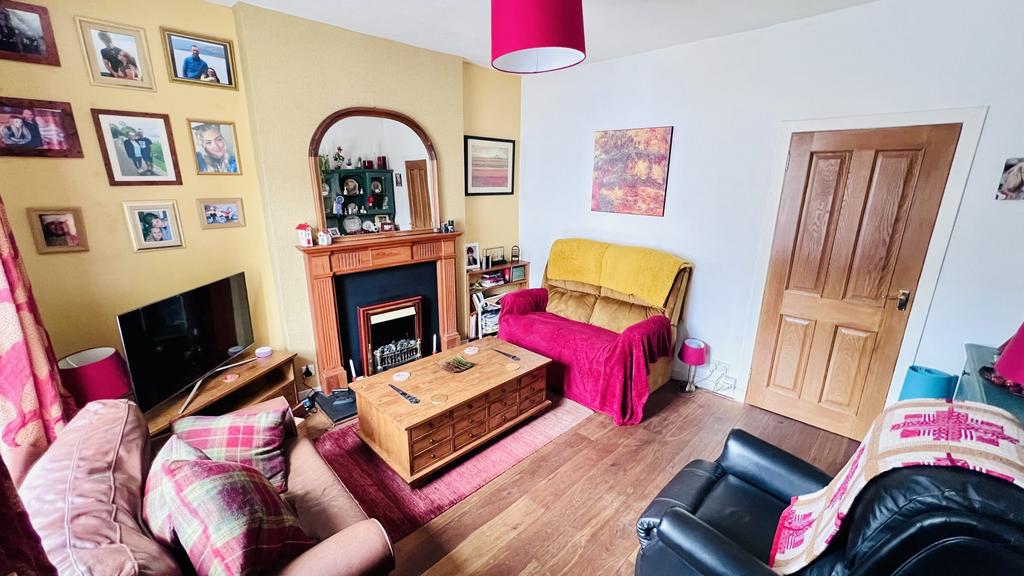 58 Queen Street, Castle Douglas - Williamson and H