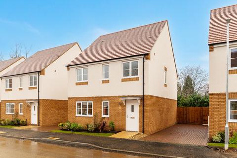3 bedroom detached house for sale, Harborough Road North, Northamptonshire NN2