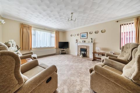 3 bedroom bungalow for sale, Bowker Way, Whittlesey, Peterborough, Cambridgeshire