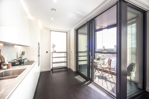 2 bedroom flat to rent, Nine Elms SW11