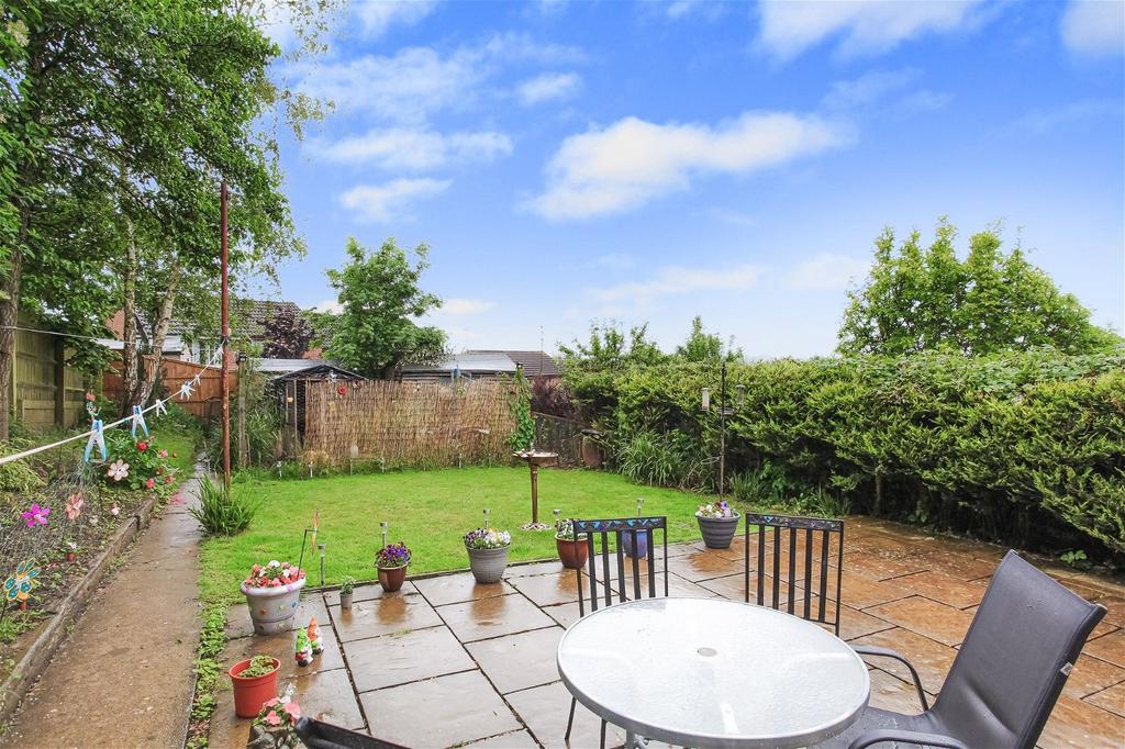 Hightown Road, Banbury 4 bed semidetached house for sale £375,000