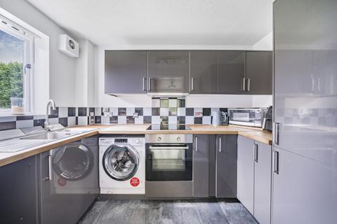 1 bedroom apartment for sale, Rushdon Close, Romford RM1