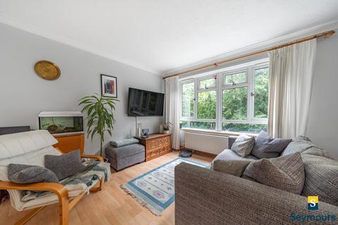 48 Elgin Gardens, Guildford, GU1 1UB