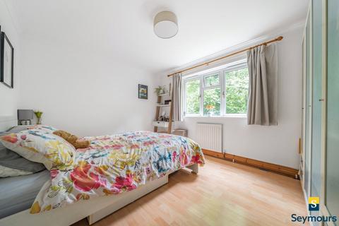 48 Elgin Gardens, Guildford, GU1 1UB