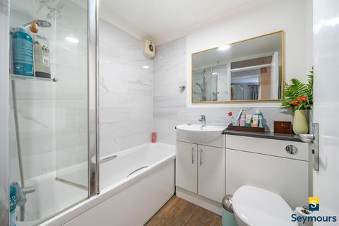 48 Elgin Gardens, Guildford, GU1 1UB