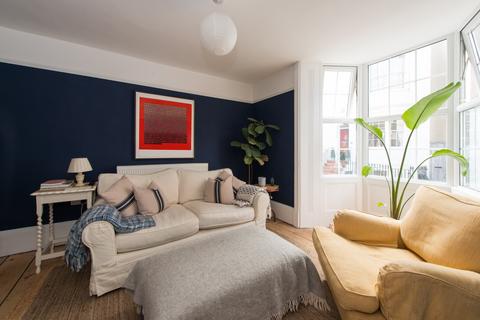 5 Abbots Hill, Ramsgate, CT11 8HN