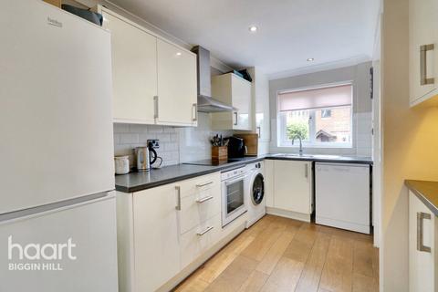 2 bedroom end of terrace house for sale, Westmore Road, Tatsfield