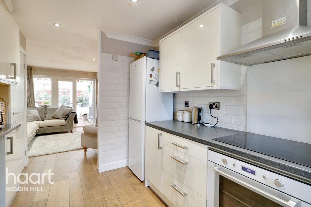 Westmore Road, Tatsfield 2 bed end of terrace house for sale £375,000