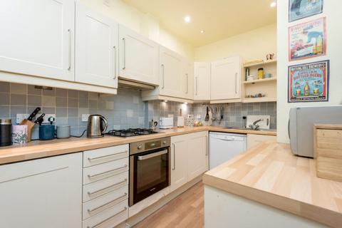 3 bedroom flat for sale, 1F1, 70 Marchmont Crescent, Marchmont, EH9 1HD