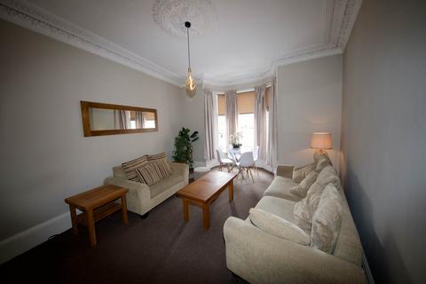 2 bedroom flat to rent, Whitehall crescent, , Dundee