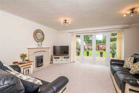 4 bedroom detached house for sale, Station Road, Thorpe Bay, Essex, SS1