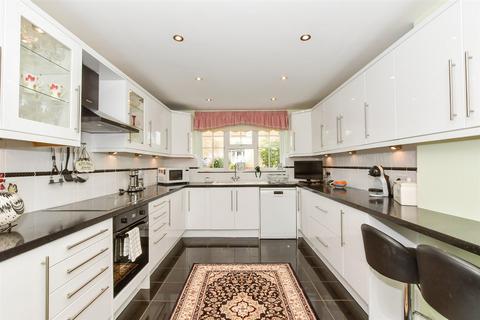 5 bedroom detached house for sale, Lancaster Close, Hamstreet, Ashford, Kent