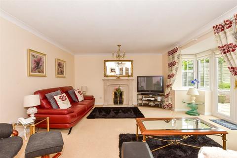 5 bedroom detached house for sale, Lancaster Close, Hamstreet, Ashford, Kent