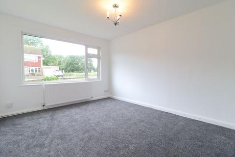 3 bedroom semi-detached house to rent, Barsby Drive, Loughborough, LE11