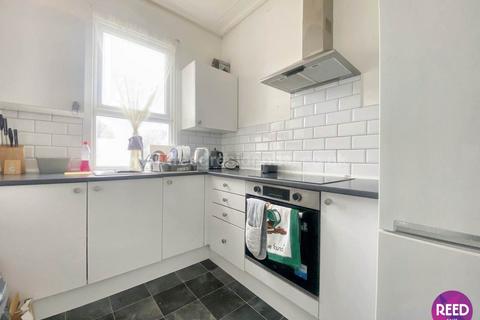 29a Ceylon Road, Westcliff-on-sea, SS0 7HS